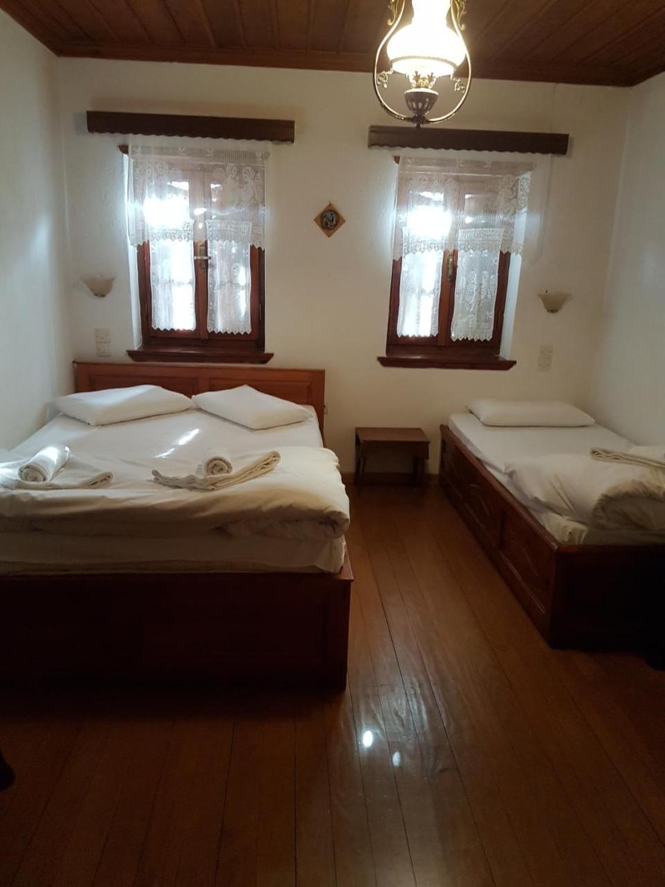 Kalliopi Папингон Номер фото